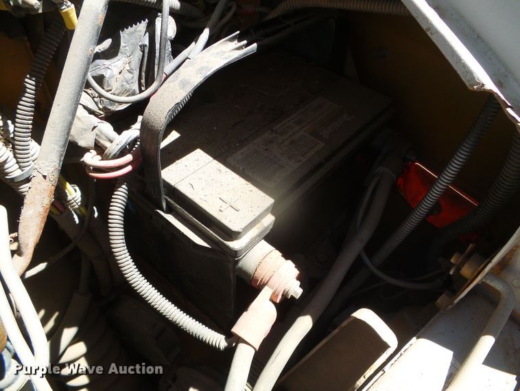 image for item DI5595 1996 Chevrolet G30  school bus