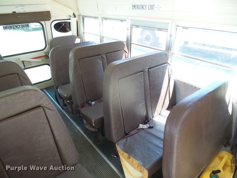 image for item DI5595 1996 Chevrolet G30  school bus