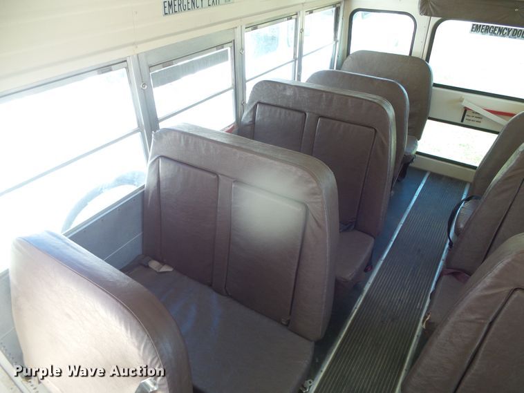 image for item DI5595 1996 Chevrolet G30  school bus