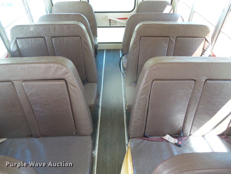 image for item DI5595 1996 Chevrolet G30  school bus