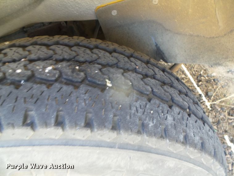 image for item DI5595 1996 Chevrolet G30  school bus