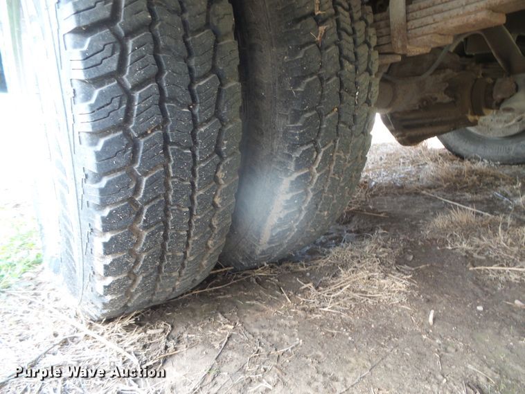 image for item DI5595 1996 Chevrolet G30  school bus