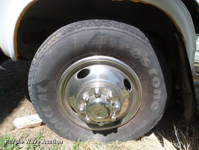 image for item DI5595 1996 Chevrolet G30  school bus