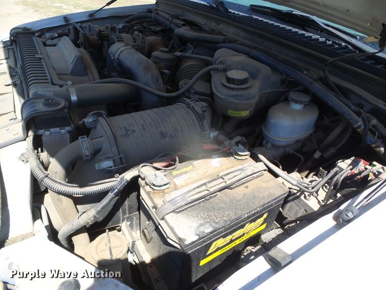 image for item DI5596 2006 Ford F550 Super Duty  shuttle bus