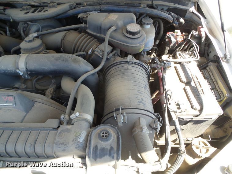 image for item DI5596 2006 Ford F550 Super Duty  shuttle bus