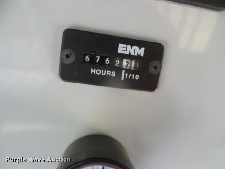 image for item DI5596 2006 Ford F550 Super Duty  shuttle bus