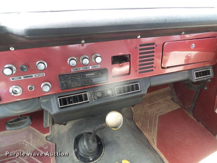 image for item DI5597 1976 Ford Bronco  SUV