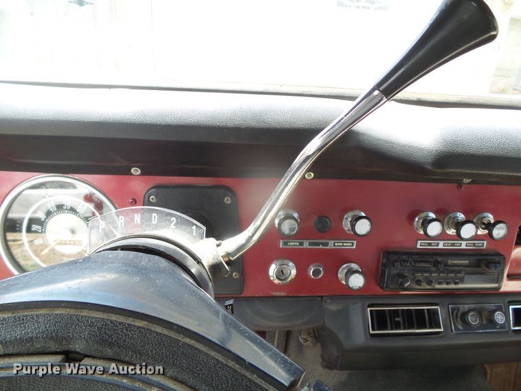 image for item DI5597 1976 Ford Bronco  SUV