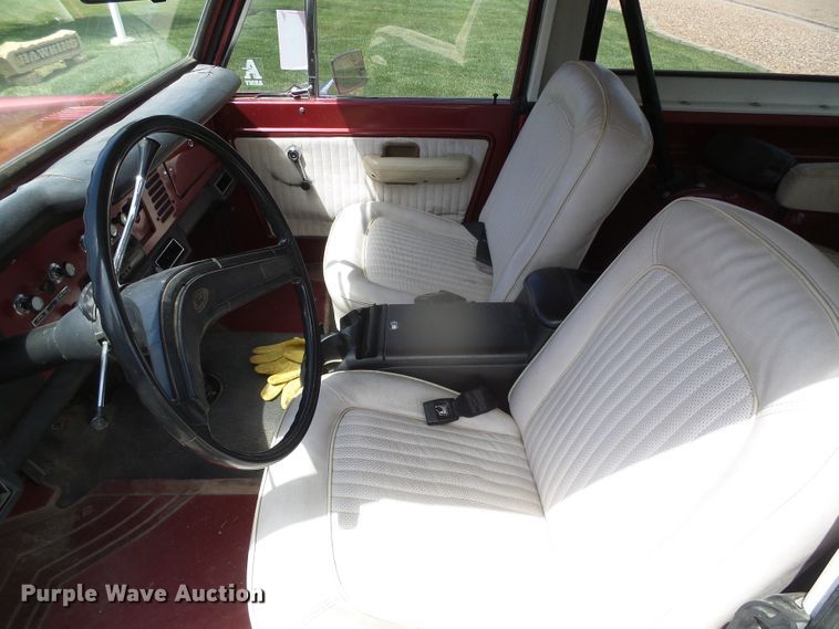 image for item DI5597 1976 Ford Bronco  SUV