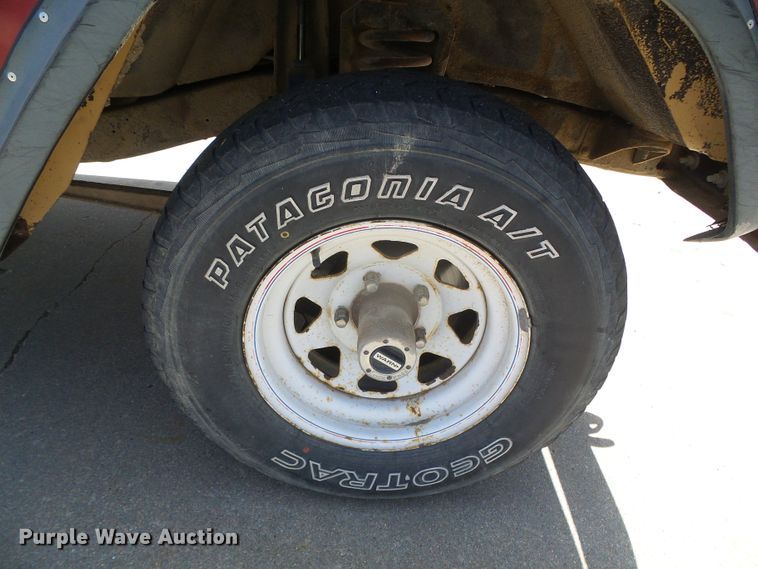 image for item DI5597 1976 Ford Bronco  SUV