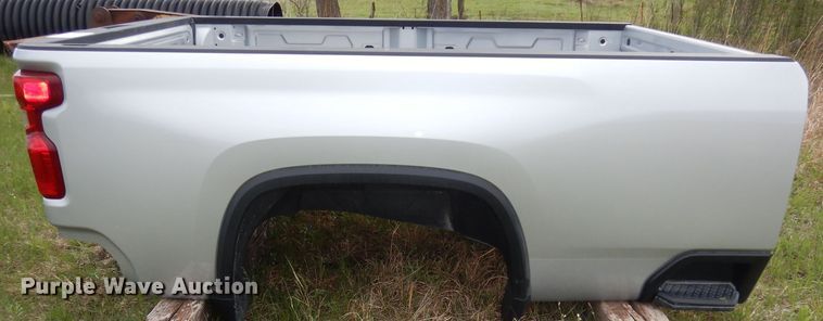 image for item DI6522 2020 Chevrolet Silverado LT pickup truck bed