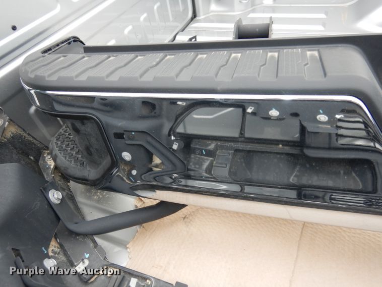 image for item DI6522 2020 Chevrolet Silverado LT pickup truck bed