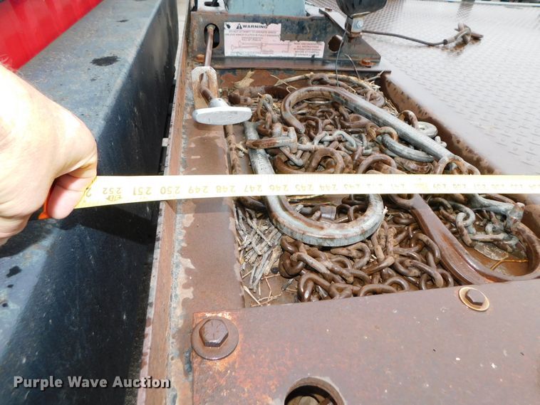 image for item DJ5985 2004 Ford F650 Super Duty XLT  rollback truck