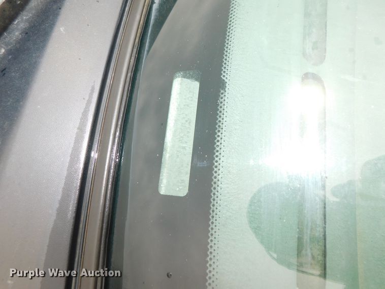 image for item DJ5985 2004 Ford F650 Super Duty XLT  rollback truck