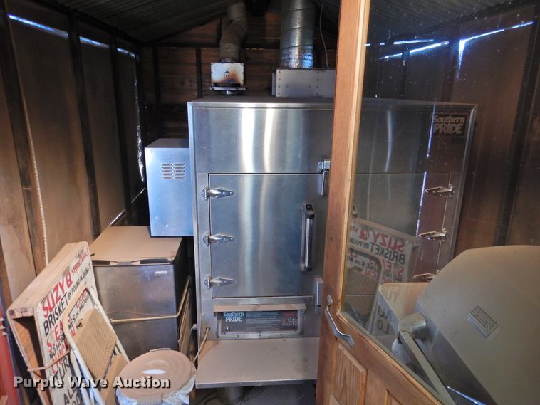 image for item DJ8440 2008 Maxey concession trailer