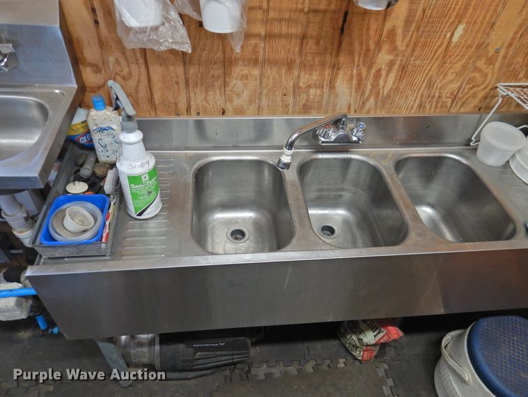 image for item DJ8440 2008 Maxey concession trailer