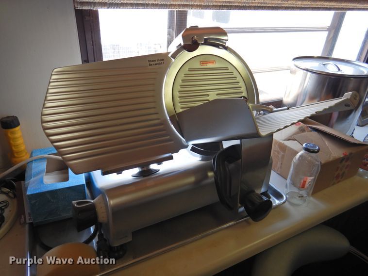 image for item DJ8440 2008 Maxey concession trailer