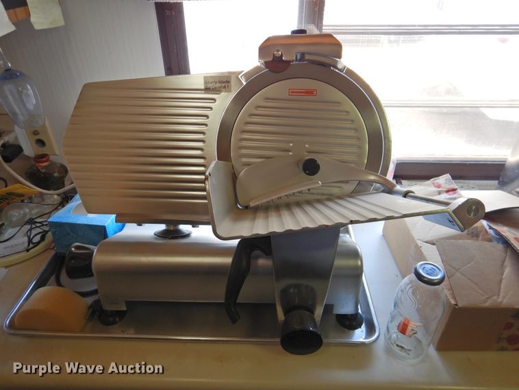 image for item DJ8440 2008 Maxey concession trailer