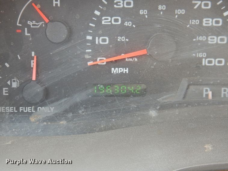 image for item DJ8443 2002 Ford Excursion  SUV