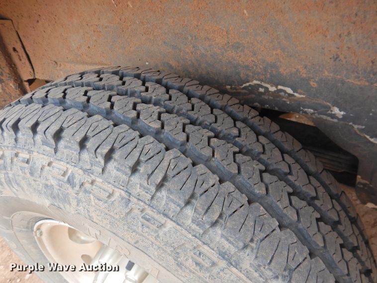 image for item DJ8443 2002 Ford Excursion  SUV