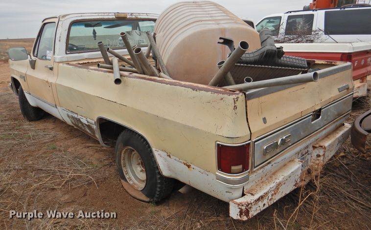image for item DJ8462 1982 GMC C1500  pickup truck