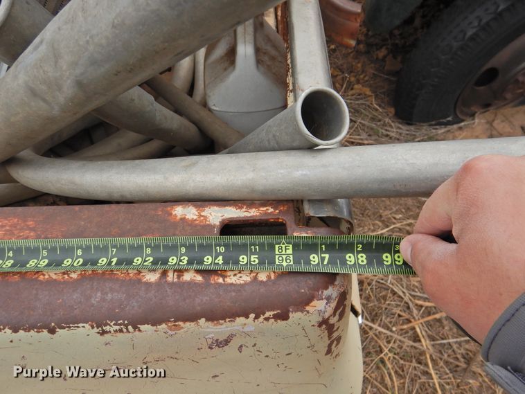 image for item DJ8462 1982 GMC C1500  pickup truck