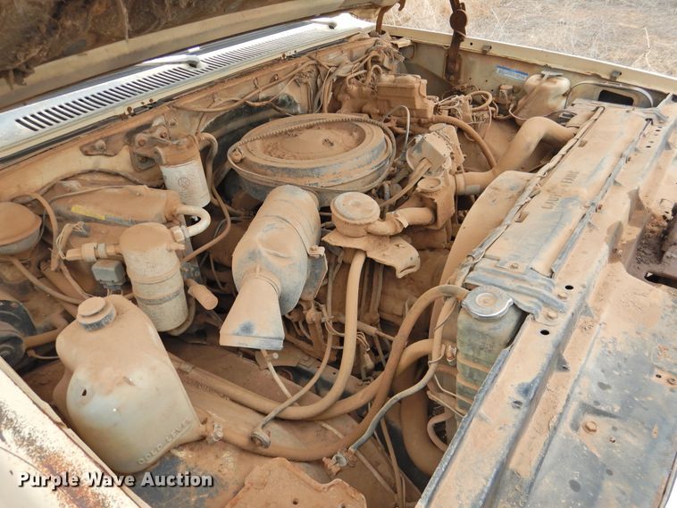 image for item DJ8462 1982 GMC C1500  pickup truck