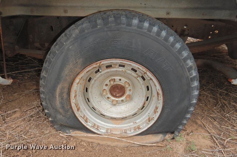 image for item DJ8462 1982 GMC C1500  pickup truck