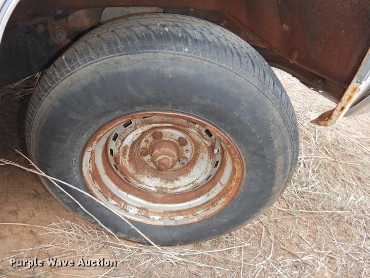 image for item DJ8462 1982 GMC C1500  pickup truck