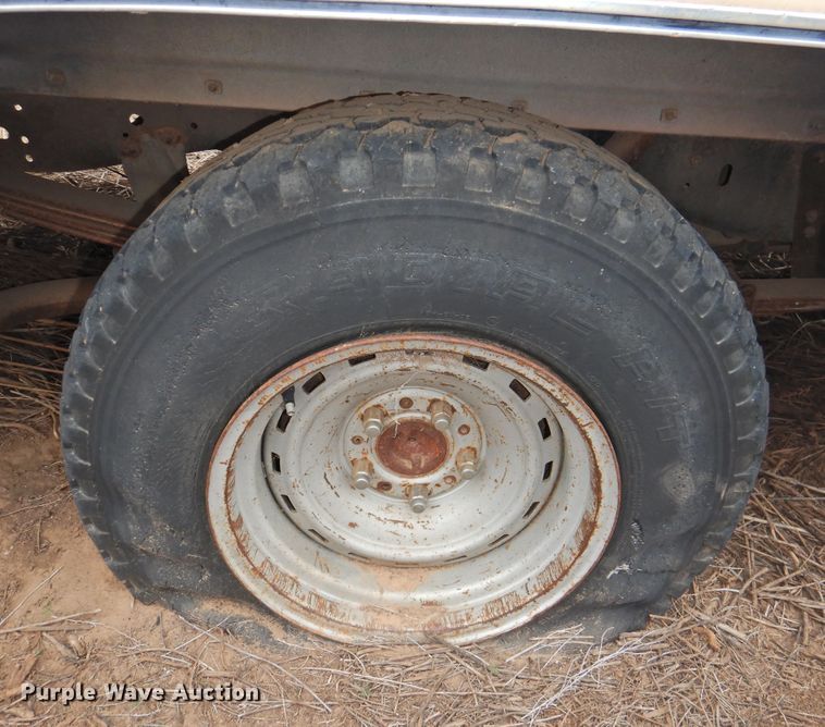 image for item DJ8462 1982 GMC C1500  pickup truck