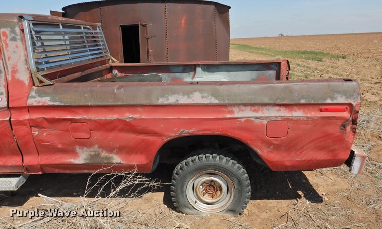 image for item DJ8467 1979 Ford F150  pickup truck