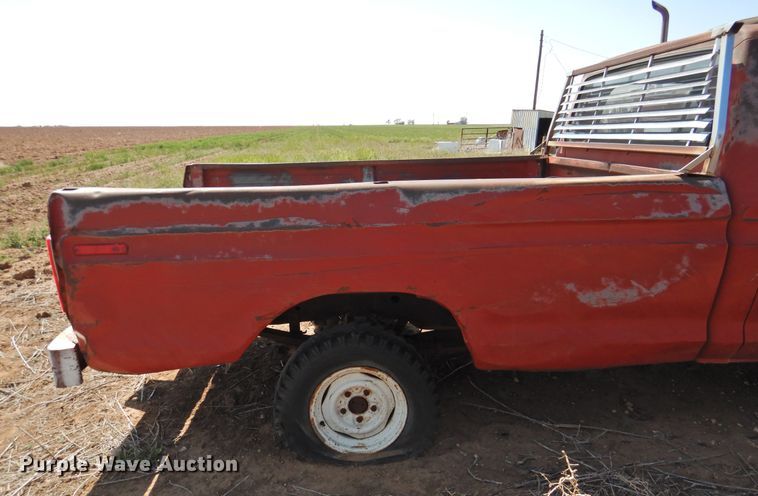 image for item DJ8467 1979 Ford F150  pickup truck