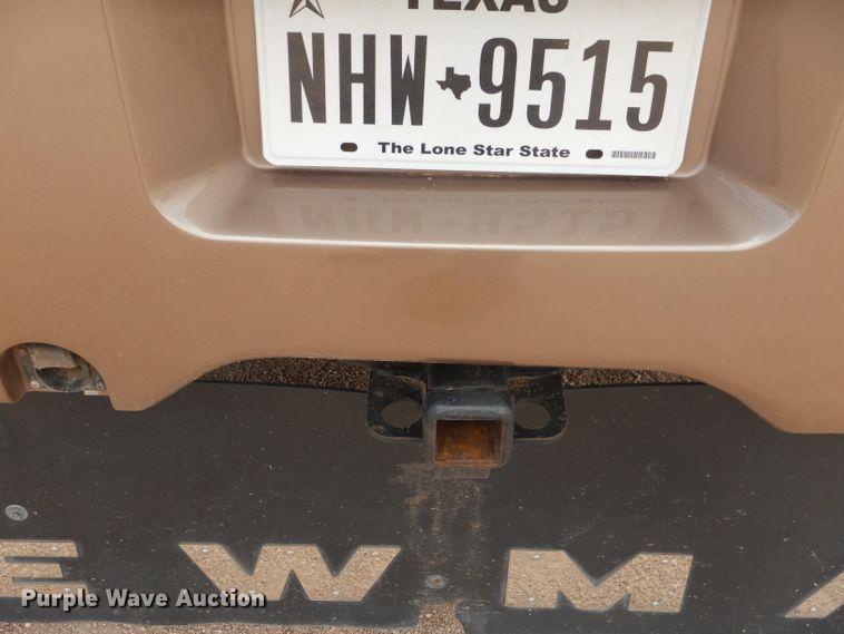 image for item DJ8842 2003 Newmar Mountain Aire  RV