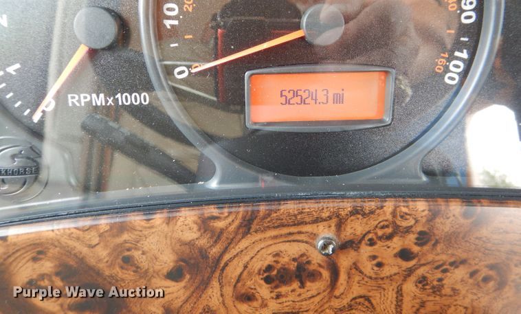 image for item DJ8842 2003 Newmar Mountain Aire  RV