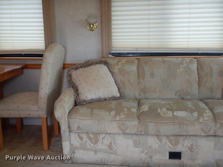 image for item DJ8842 2003 Newmar Mountain Aire  RV