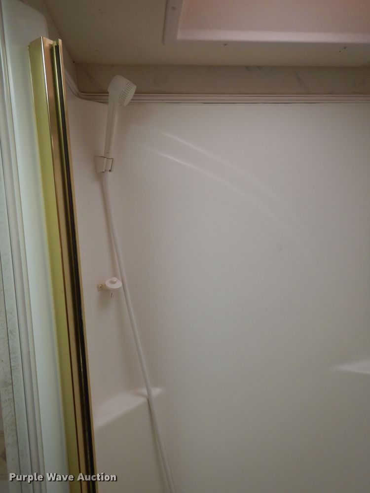 image for item DJ8842 2003 Newmar Mountain Aire  RV