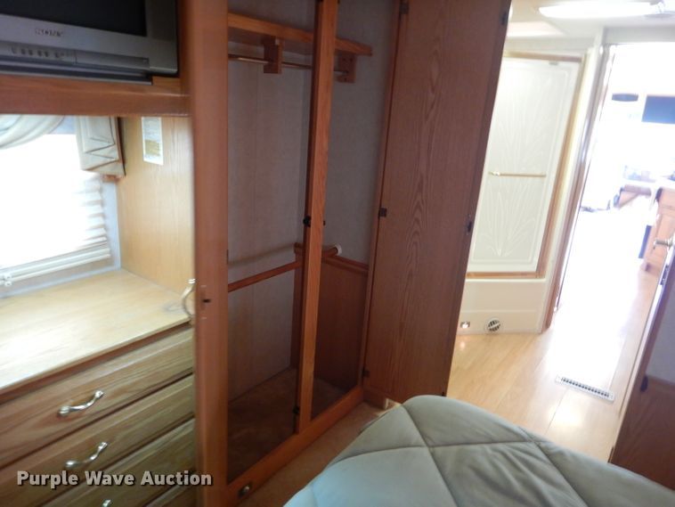 image for item DJ8842 2003 Newmar Mountain Aire  RV