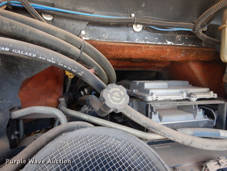 image for item DJ8842 2003 Newmar Mountain Aire  RV