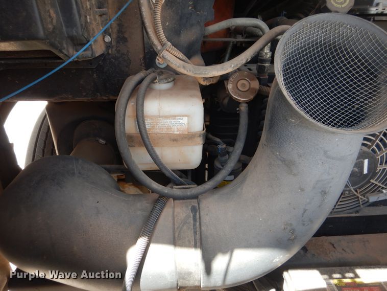 image for item DJ8842 2003 Newmar Mountain Aire  RV