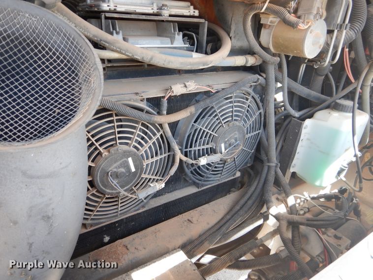 image for item DJ8842 2003 Newmar Mountain Aire  RV