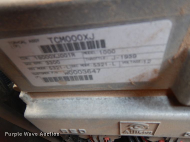 image for item DJ8842 2003 Newmar Mountain Aire  RV