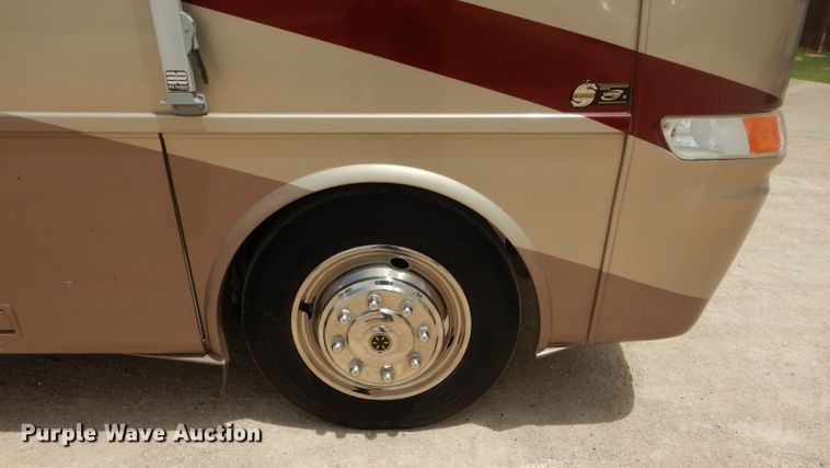 image for item DJ8842 2003 Newmar Mountain Aire  RV