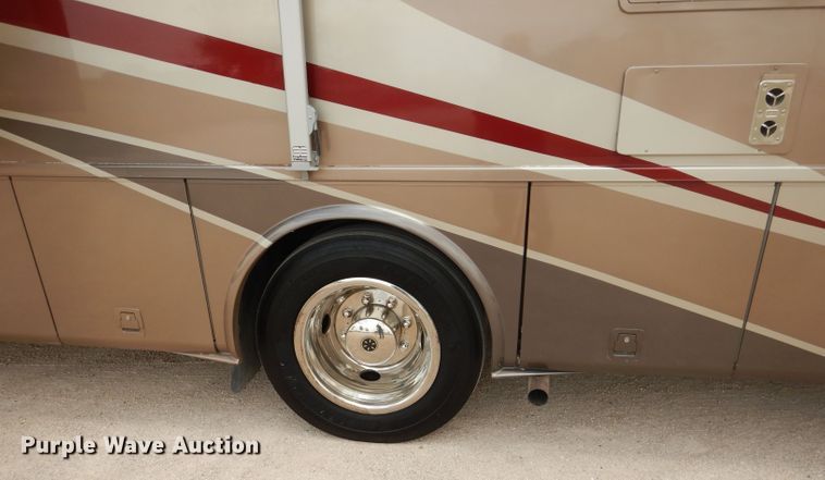 image for item DJ8842 2003 Newmar Mountain Aire  RV