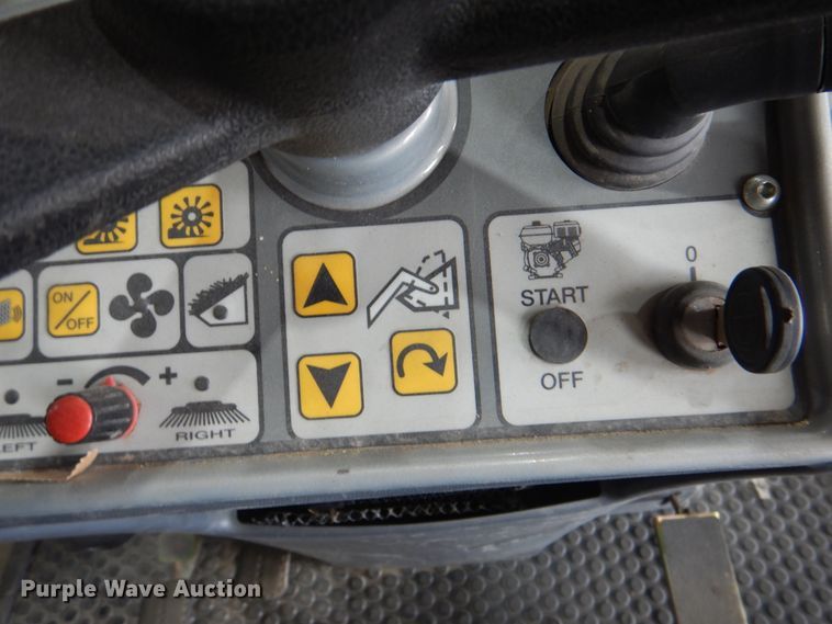 image for item DK5618 2002 Eagle Power Teknova 1400E  sweeper