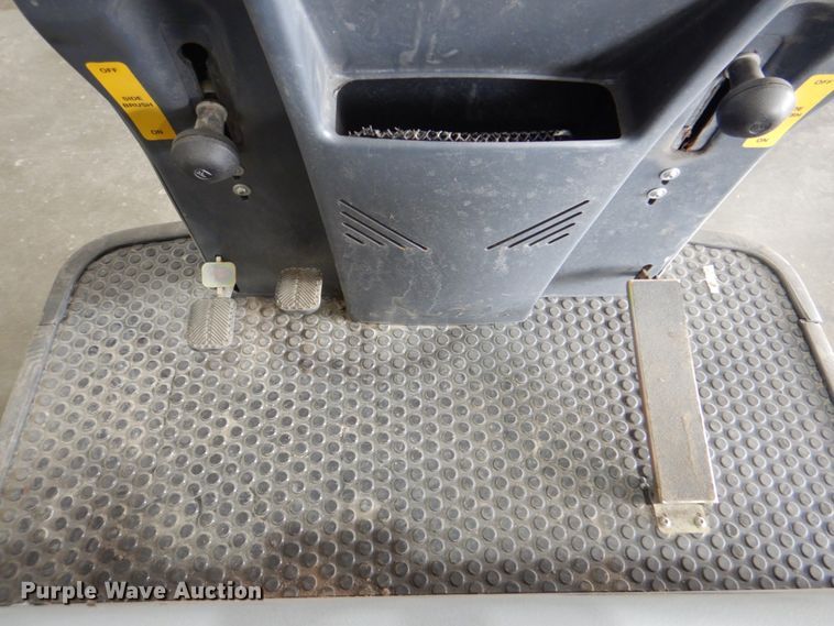 image for item DK5618 2002 Eagle Power Teknova 1400E  sweeper