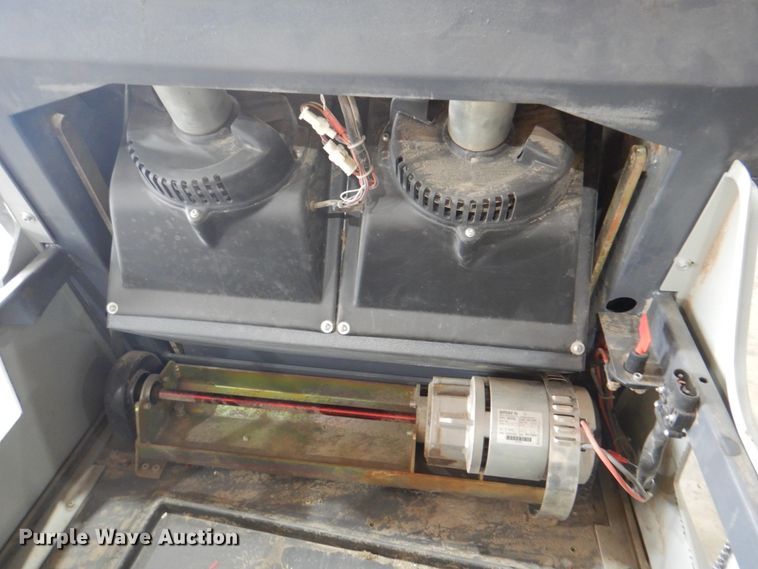 image for item DK5618 2002 Eagle Power Teknova 1400E  sweeper