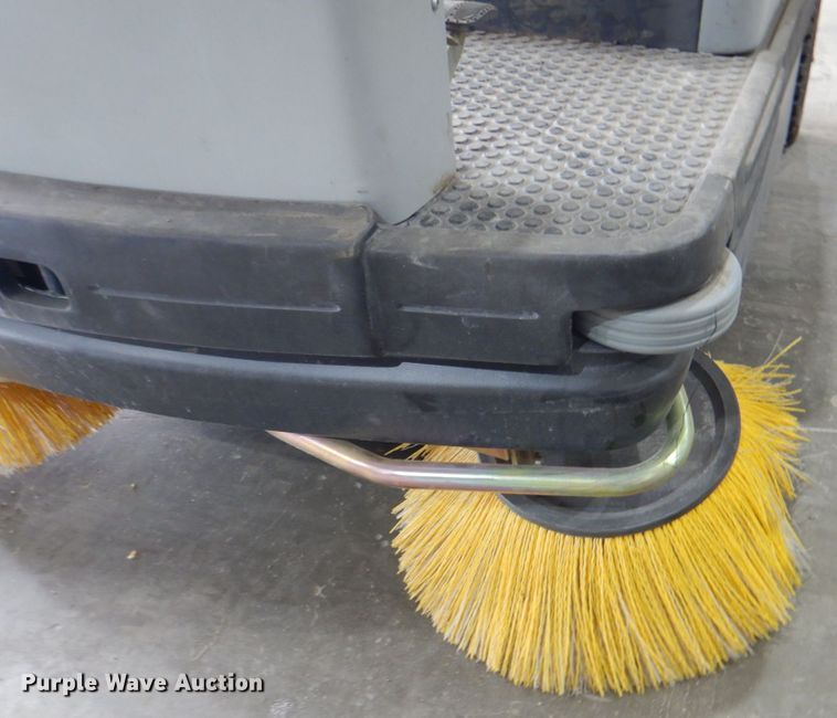 image for item DK5618 2002 Eagle Power Teknova 1400E  sweeper