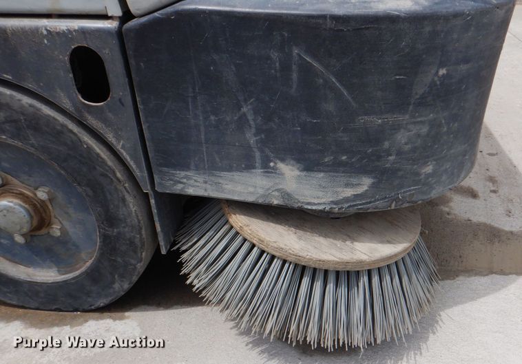 image for item DK5621 1998 American Lincoln 505-801  sweeper