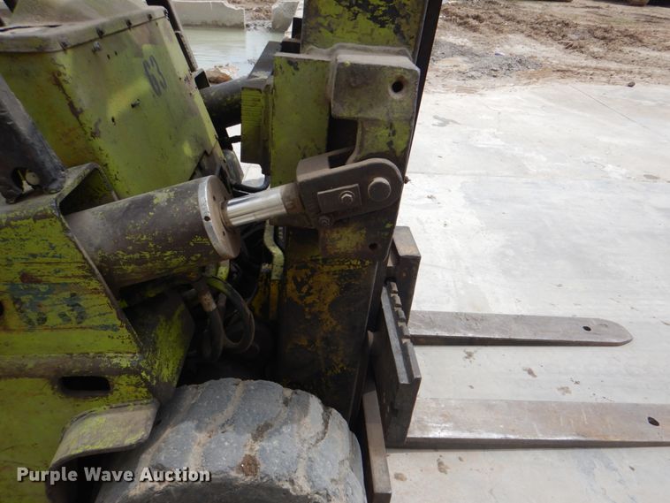 image for item DK5626 Clark  forklift