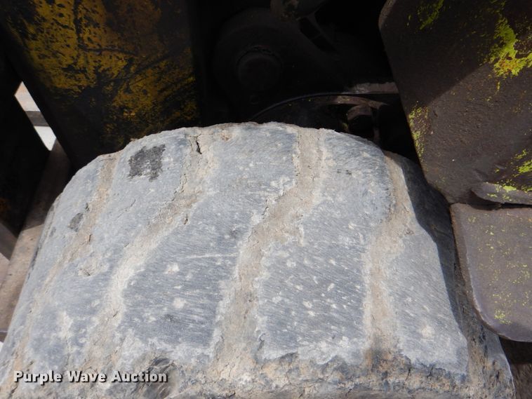 image for item DK5626 Clark  forklift